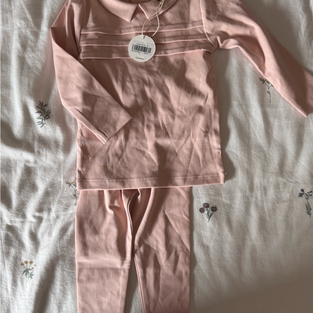 Classic Pink Long-Sleeve Kids Pajama Set with Pintuck Detail